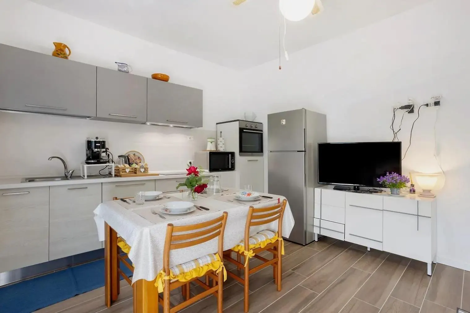 Apartment Casa Di Lucy E Max - Cir 108012-Lni-00010,Cod. Struttura T00561 Brugherio Italy